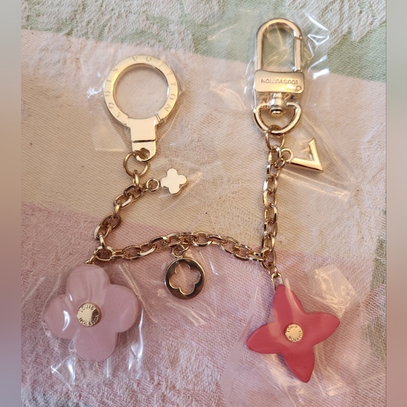 Fashion Jewelry Accessories - FlOWER FLORAL KEYFOB/BAG CHARM NEW(THIS IS NOT AFFILIATED WITH LOUIS-VUITTON)